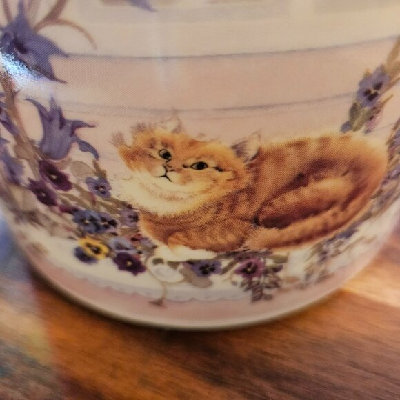 Valerie Pfeiffer porcelain teapot cat motif beautiful design - Picture 4 of 10